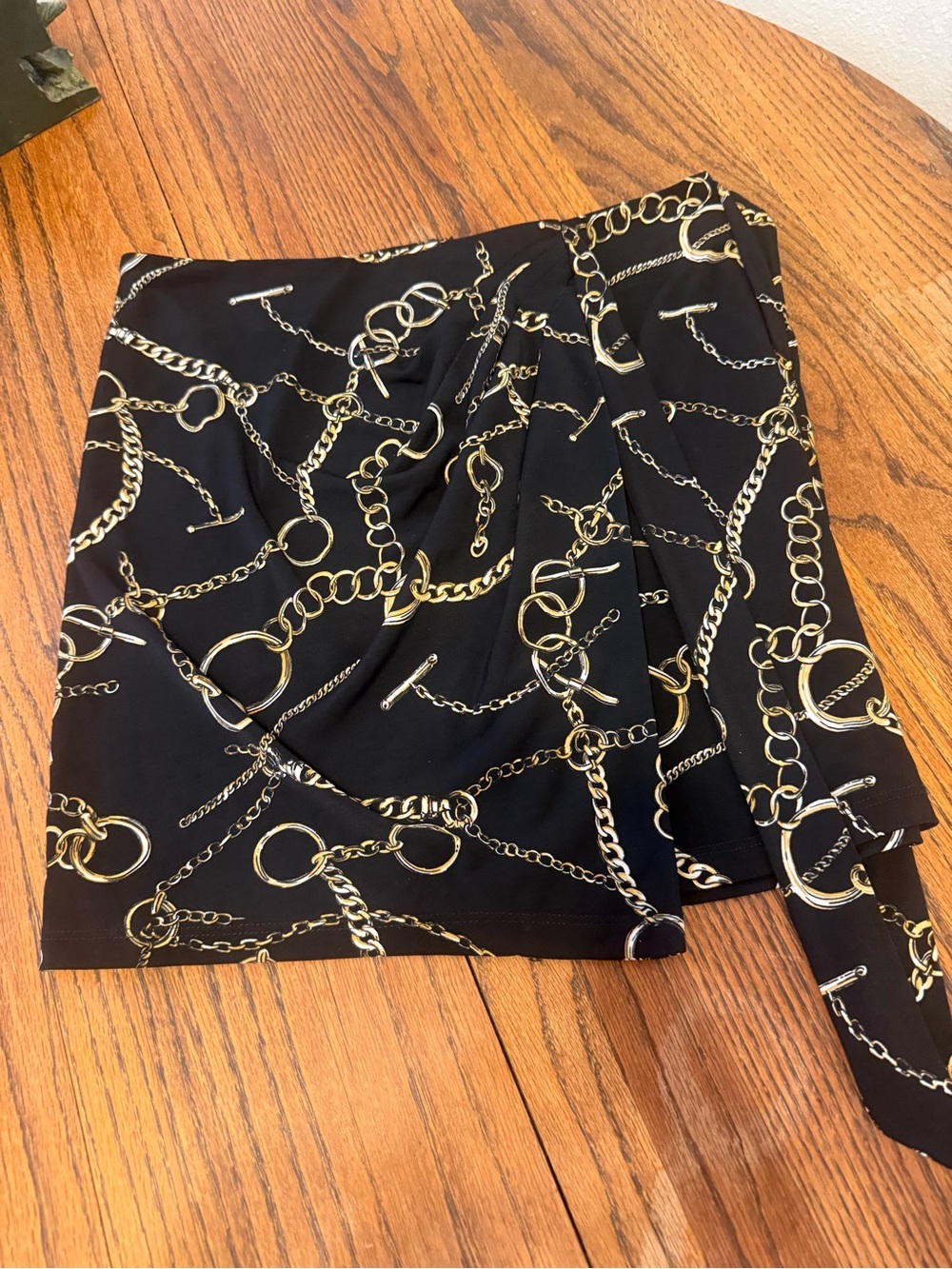 Cache Black Mini Skirt with Gold Chain Print Y2K true vintage